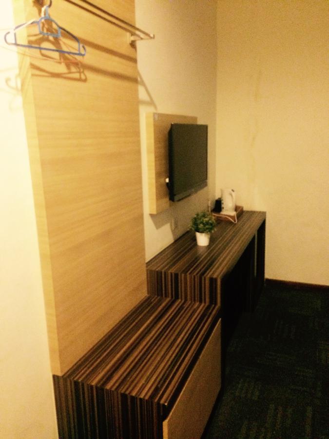 M Avenue Hotel شاه علام المظهر الخارجي الصورة