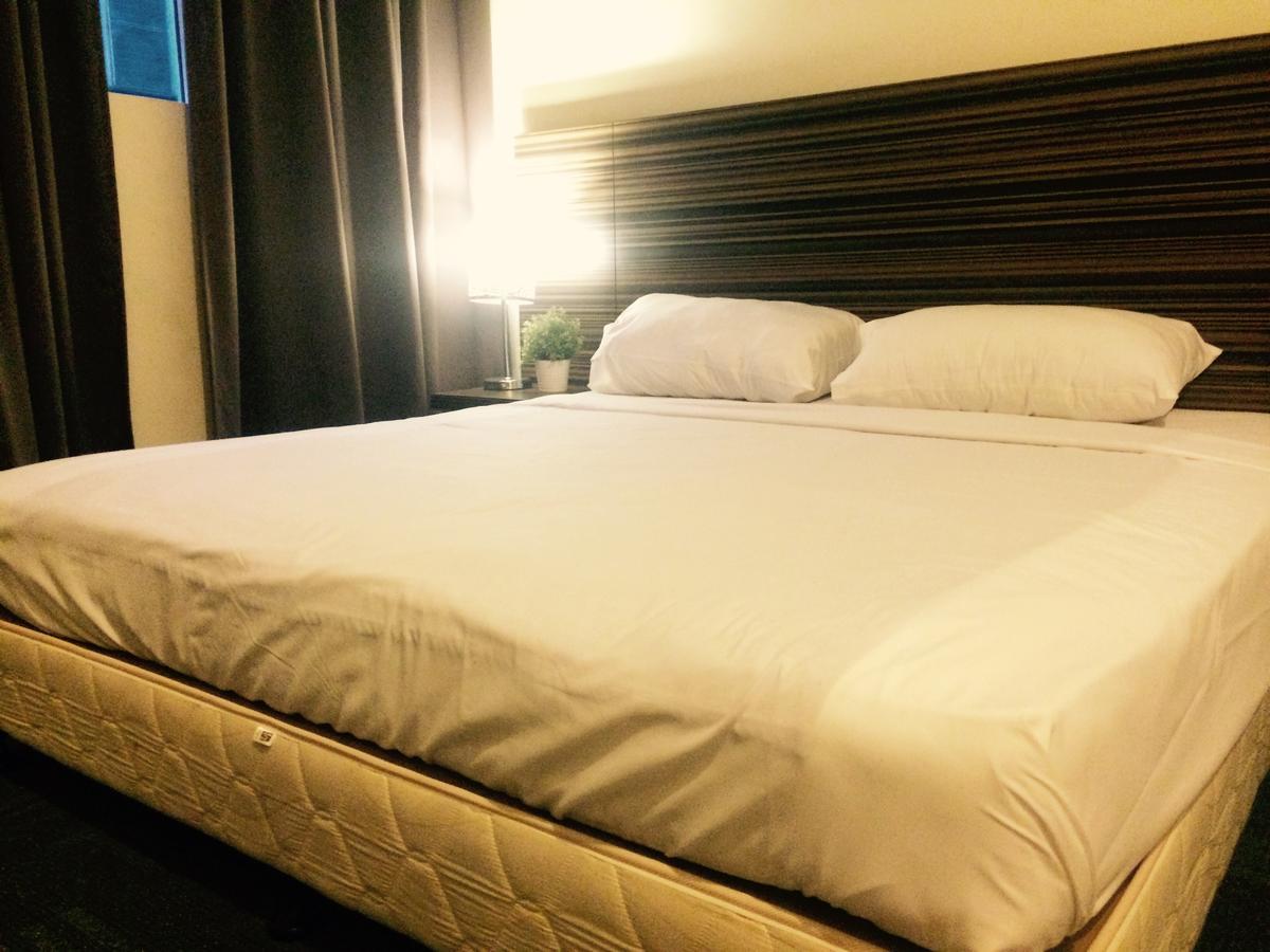 M Avenue Hotel شاه علام المظهر الخارجي الصورة